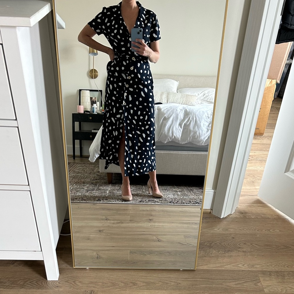 Wilfred collared shirt dress - great condition!